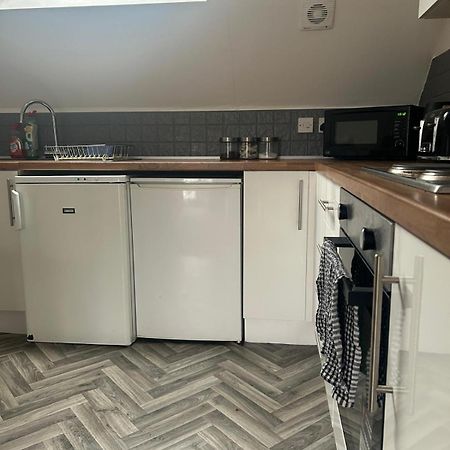 The Elms - Close To City Centre Cardiff Luaran gambar