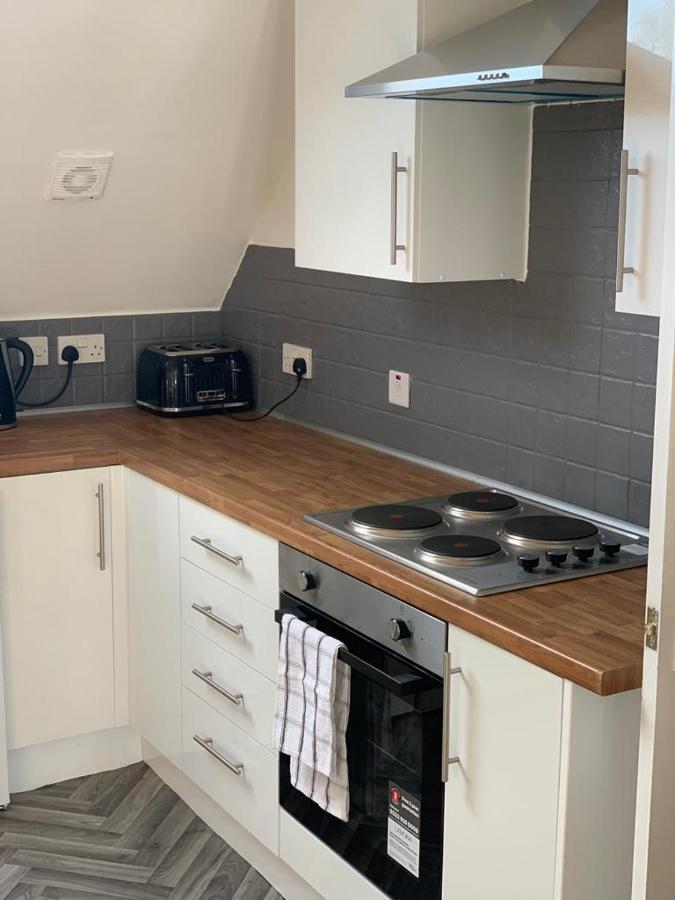 The Elms - Close To City Centre Cardiff Luaran gambar