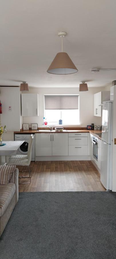 The Elms - Close To City Centre Cardiff Luaran gambar