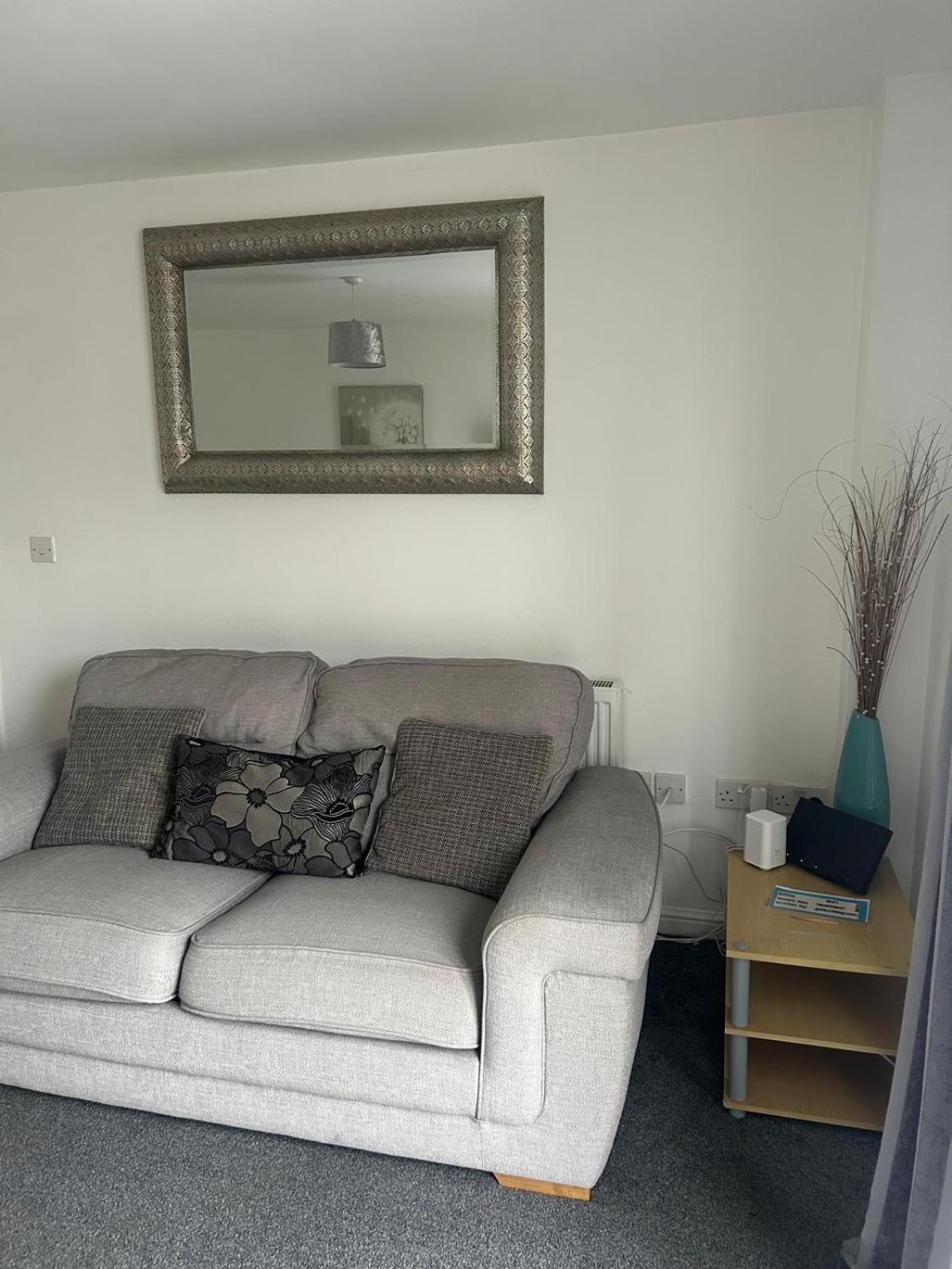 The Elms - Close To City Centre Cardiff Luaran gambar