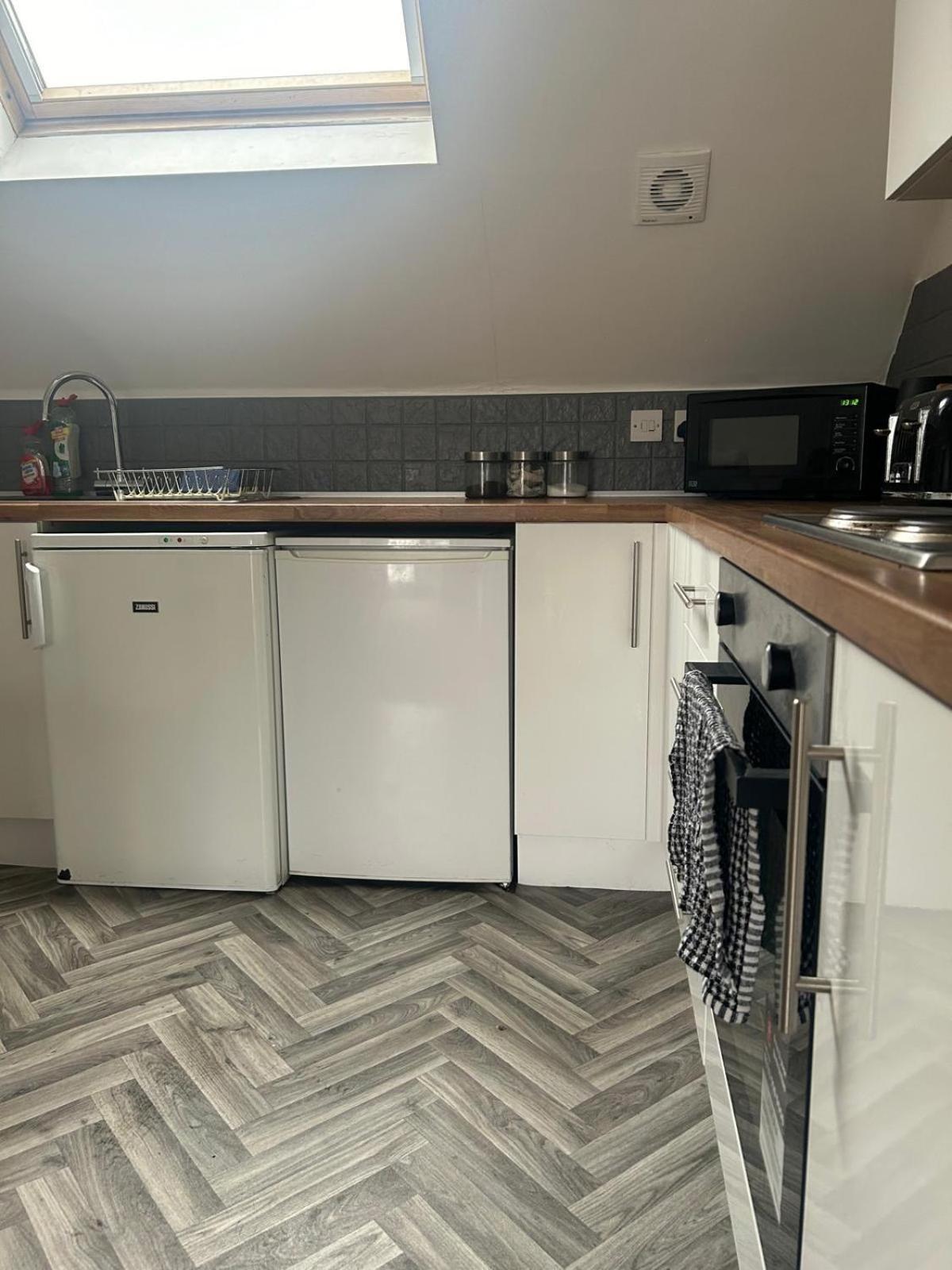 The Elms - Close To City Centre Cardiff Luaran gambar